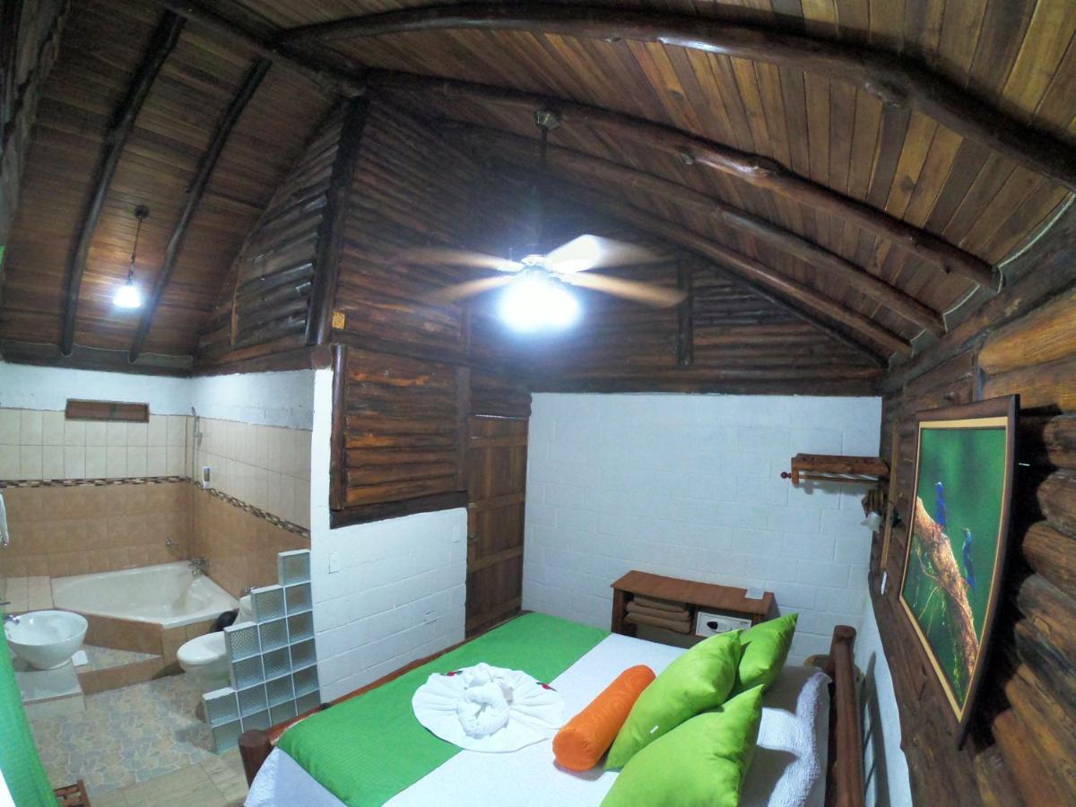 Arenal Oasis Eco Lodge & Wildlife Refuge ラ・フォルトゥナ エクステリア 写真