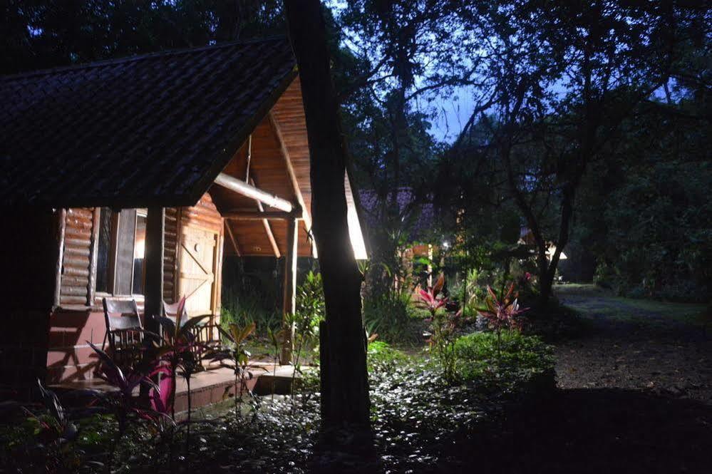Arenal Oasis Eco Lodge & Wildlife Refuge ラ・フォルトゥナ エクステリア 写真